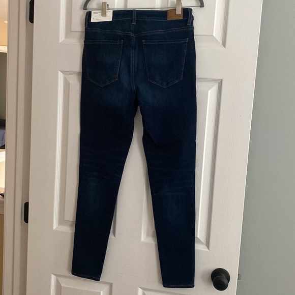 American Eagle Jeans - Picture 2 of 5